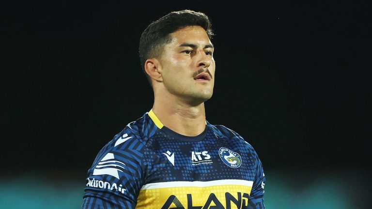 Agent Explodes After Being Exposed for $900K Eels Star Shopping