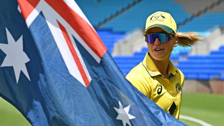 Leggie Achieves Perfect 10 in Record Campaign; Ashes Star Flops