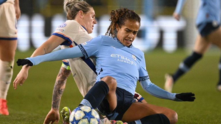 Matildas Anxious Over Serious Knee Injury Concerns for Fowler
