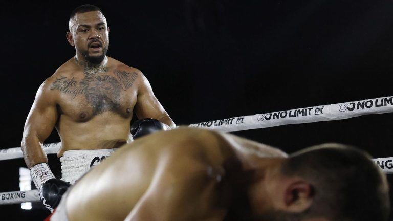 Tszyu Returns with a Bang, Dominating US Rival in Stunning Comeback