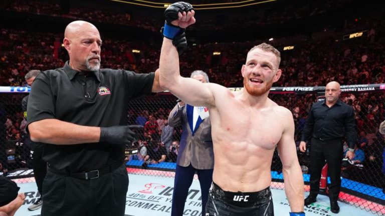 Aussie Fires Back at ‘Delusional’ Rival, Responds to UFC Superfight Theory